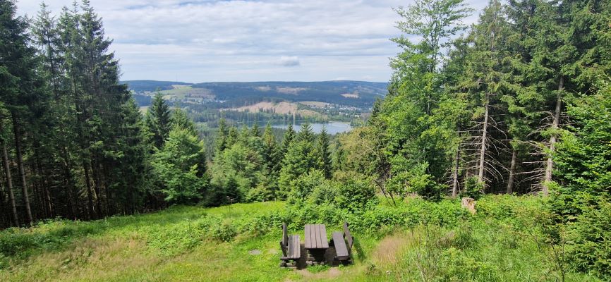 Rondwandeling Rennsteig vanuit Neuhaus am Rennweg